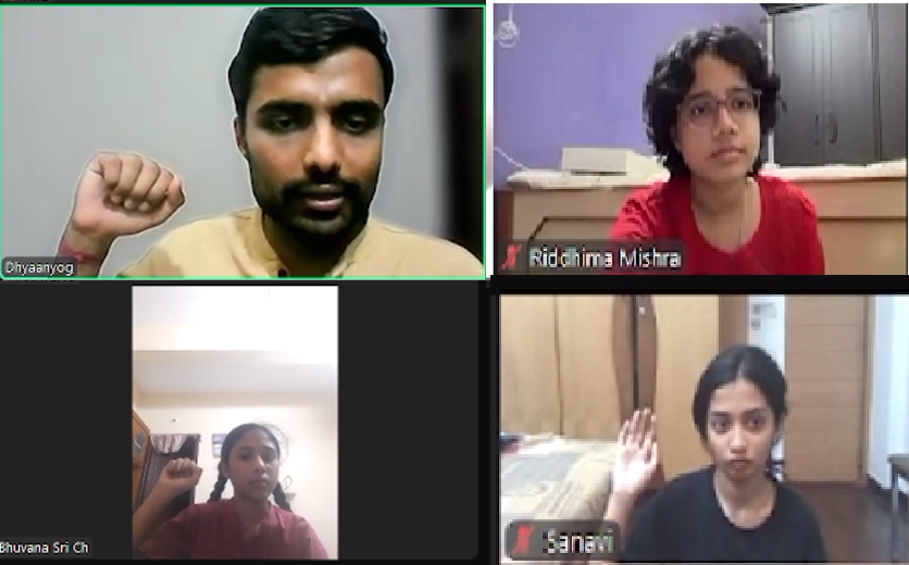 Teacher teaching a live class